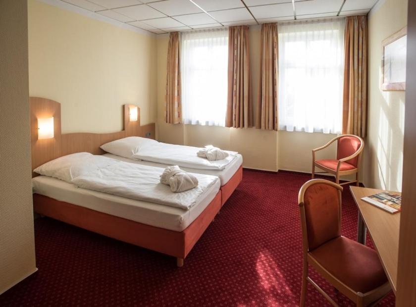 Johanniterhotel Nieder Weisel Eksteriør bilde